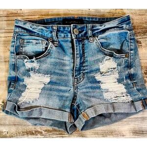 AEROPOSTALE High Waisted Midi Distressed Denim Shorts Womens Size 4